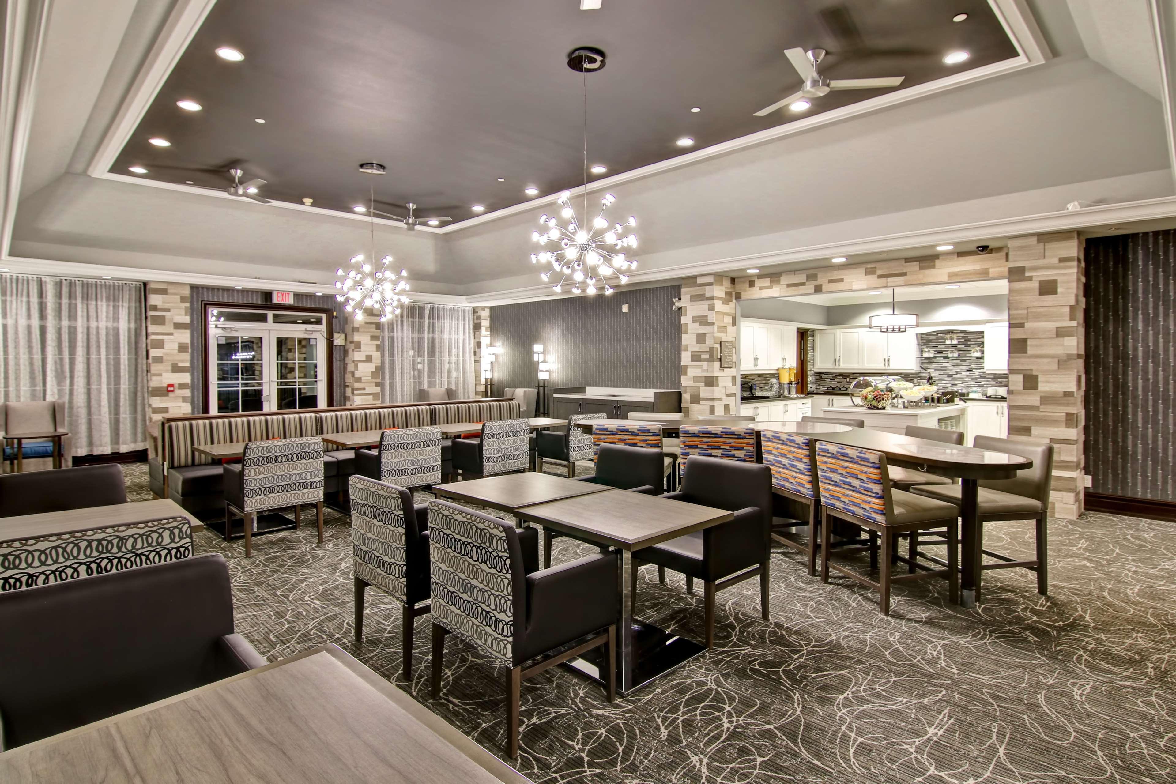 Homewood Suites By Hilton Берлингтон Экстерьер фото
